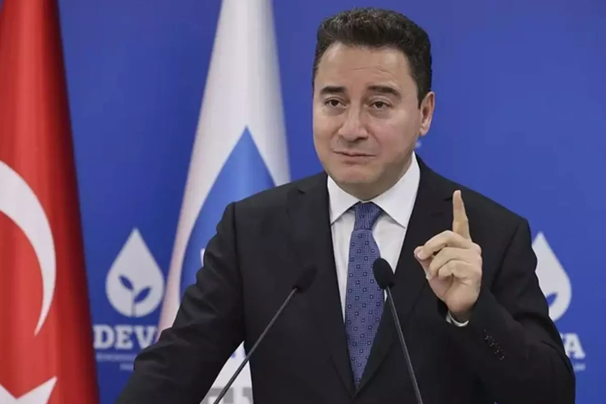 Ali Babacan, DEVA Partisi\'nin Cumhurbaşkanı adayını şimdiden açıkladı