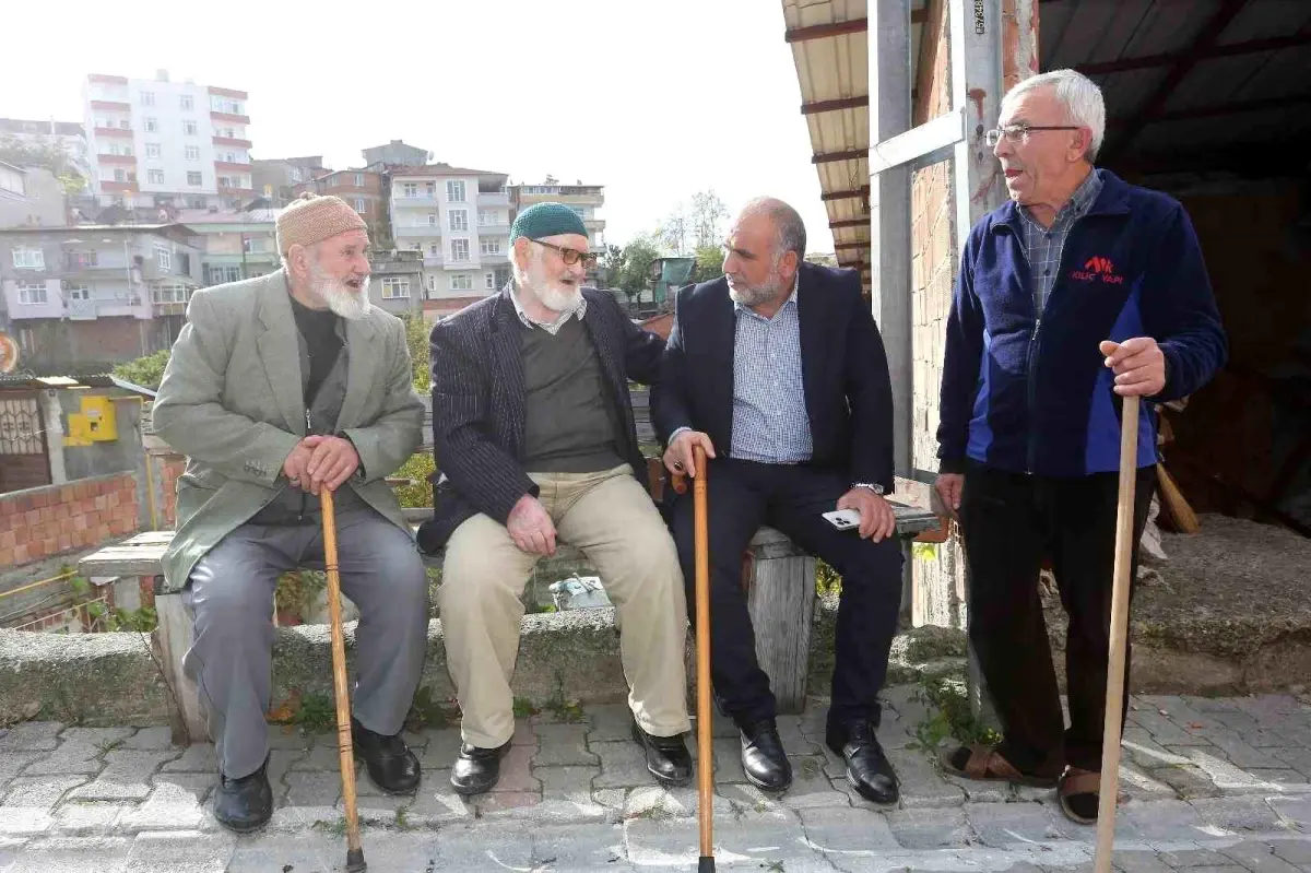 Başkan Sandıkçı: "Emekli vatandaşlarımızın her zaman yanındayız"