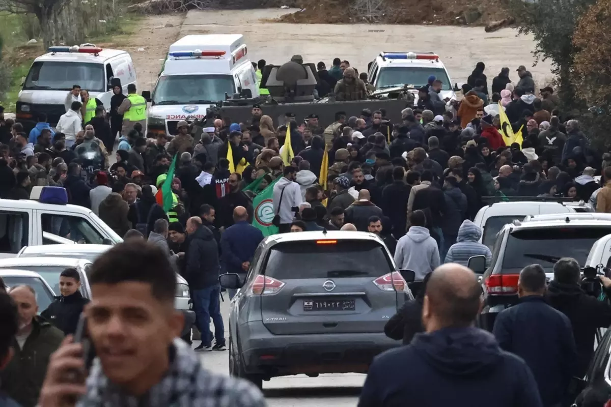 İsrail evlerine dönmek isteyen Lübnanlılara ateş açtı: 11 kişi öldü, 83 kişi yaralandı