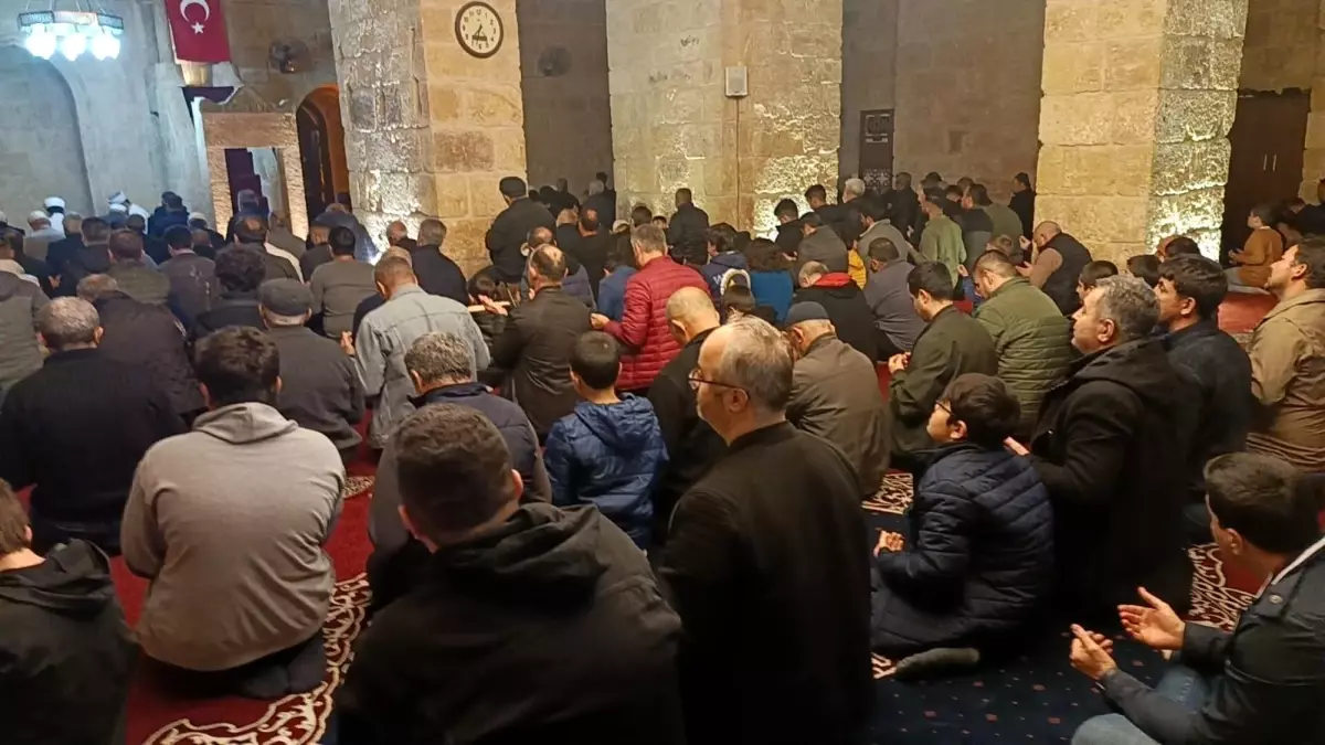 Adana\'da Miraç Kandili Coşkusu Hoşkadem Camii\'nde Yaşandı