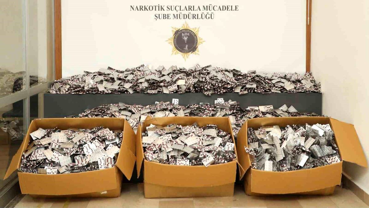 Samsun\'da 184 Bin Uyuşturucu Hap Ele Geçirildi