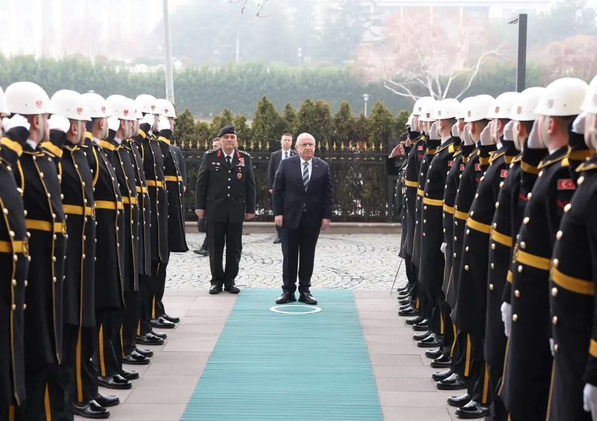 Bakan Güler Jandarma Genel Komutanı Çardakcı\'yı Ziyaret Etti