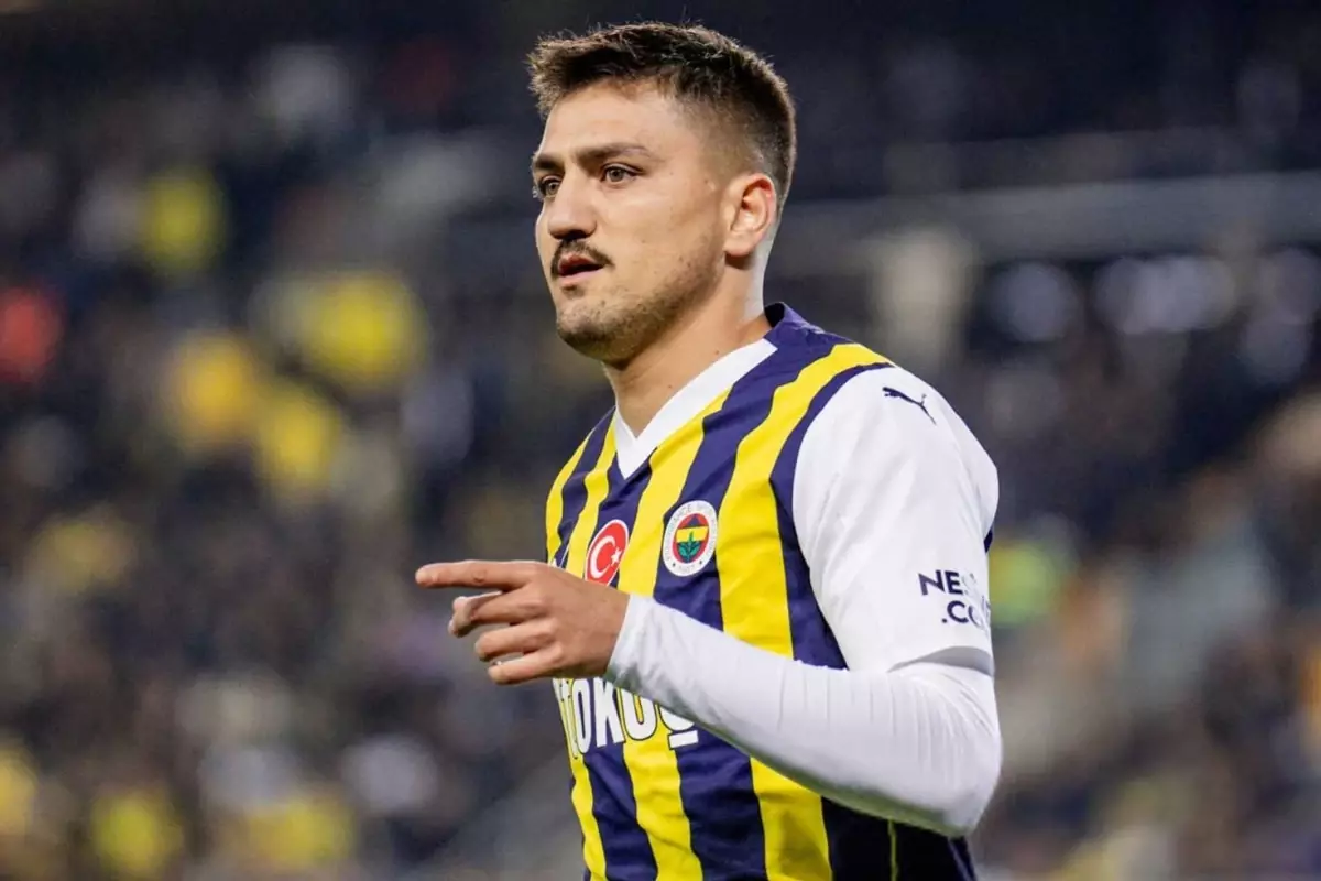 Cengiz Ünder, ezeli rakibe gidiyor