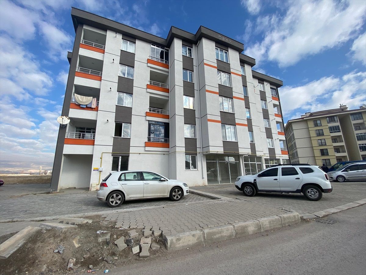 Kayseri\'de Apartman Yangını