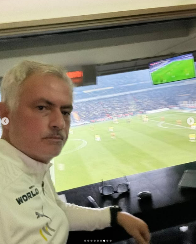 Mourinho'dan maç sonu ilginç paylaşımlar