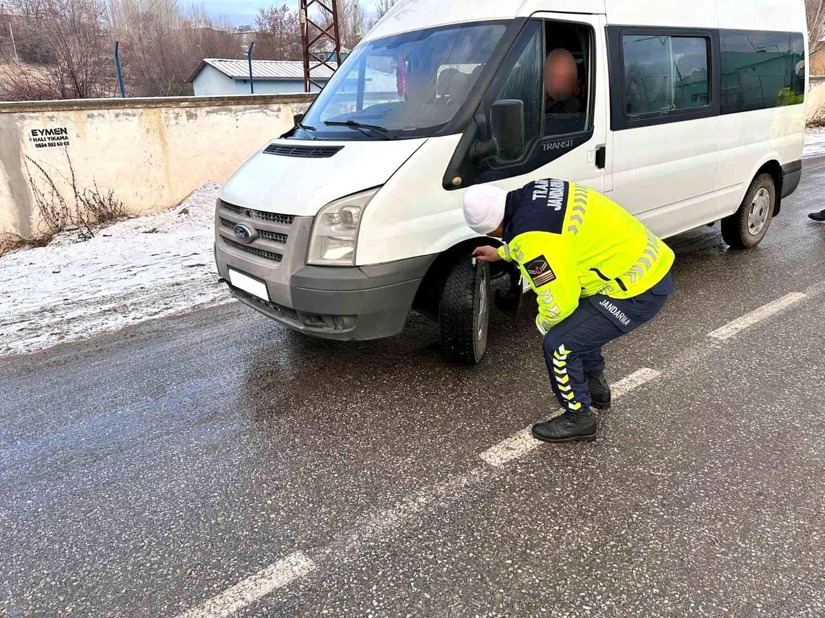 Van\'da 134 Araç Trafikten Men Edildi