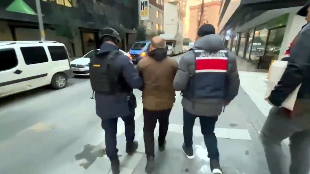 24 İldeki DEAŞ Operasyonlarında 100 Şüpheli Yakalandı