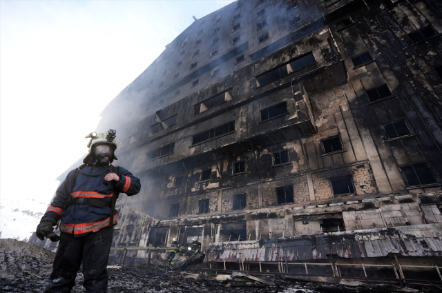 78 kişi otel sahibi parasına kıyamadığı için hayatını kaybetmiş