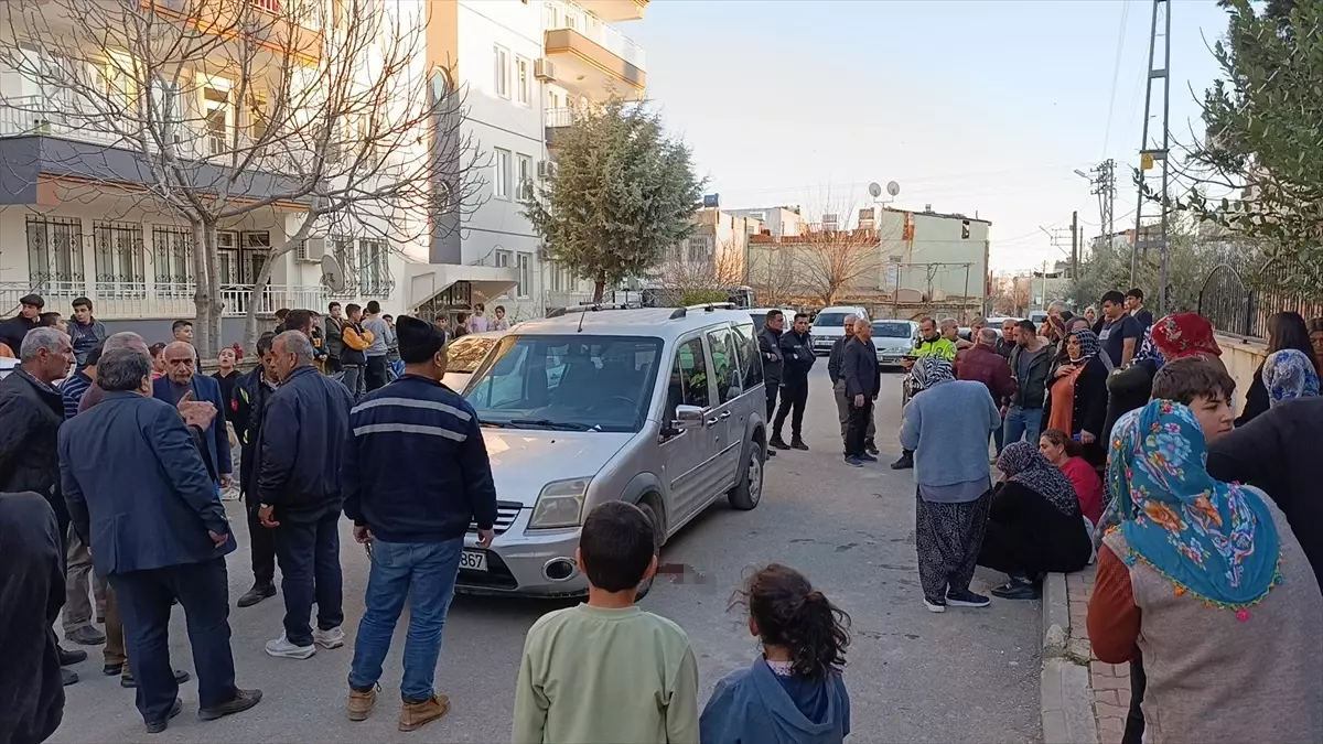 Adıyaman\'da Çocuk Trafik Kazasında Ağır Yaralandı