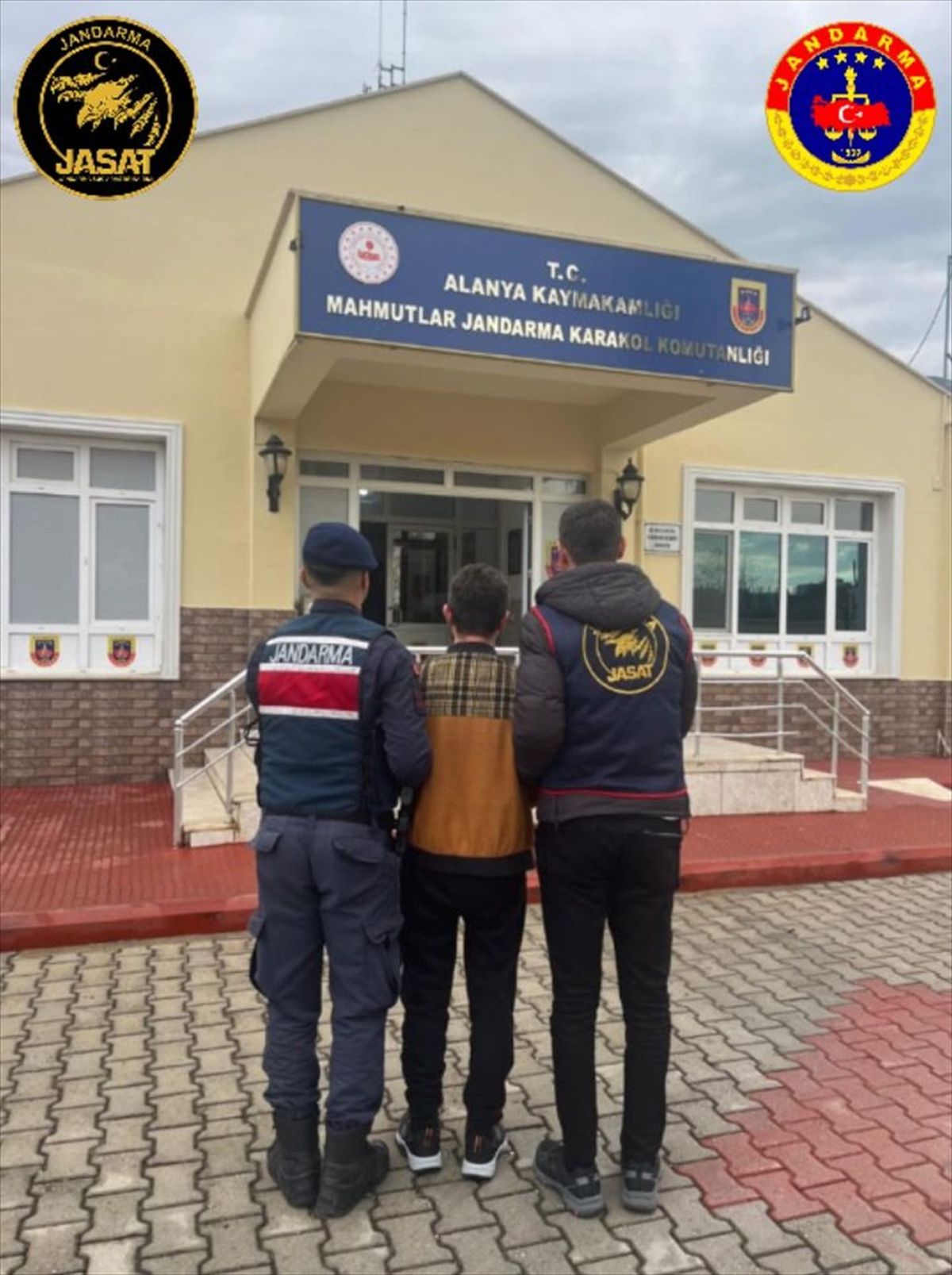 Antalya\'da 183 Suçlu Yakalandı