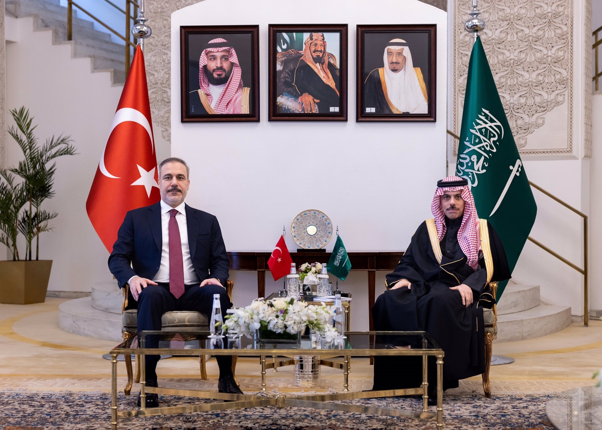 Dışişleri Bakanı Hakan Fidan Suudi Arabistan\'da