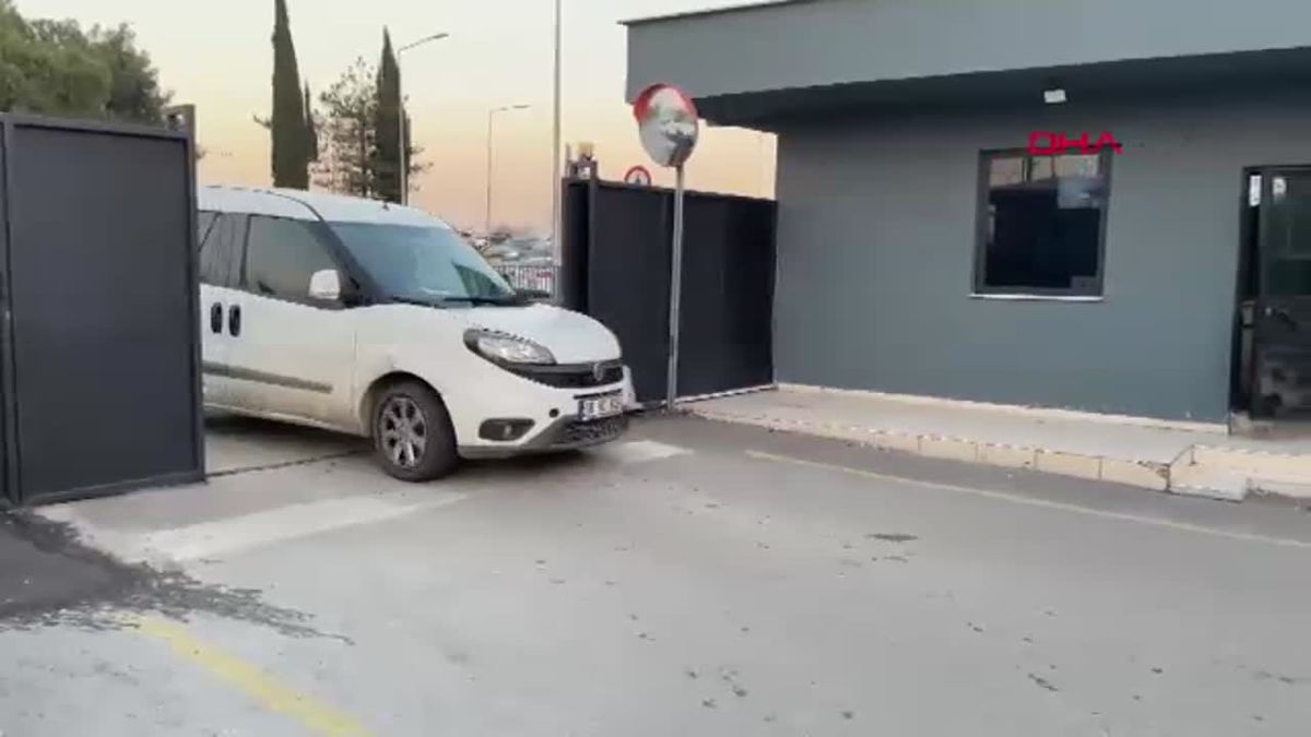 Bursa\'da Av Tüfeğiyle Saldırı: İki Kişi Yaralandı