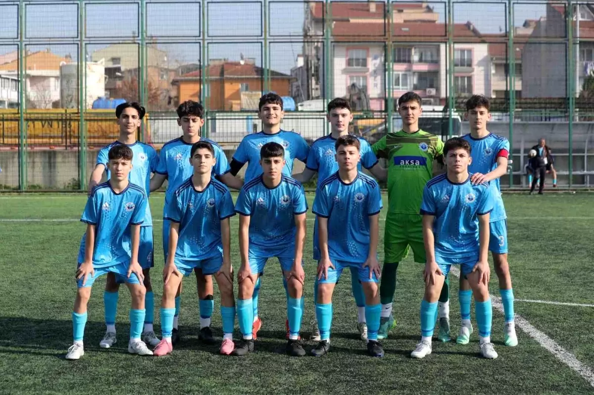 Gemlik Belediyespor U16, Şampiyonluk Hedefinde 7-0 ile Coştu