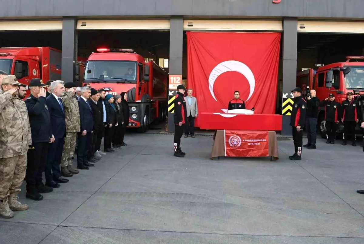 Kalp Kriziyle Hayatını Kaybeden İtfaiye Eri Ahmet Doğan Son Yolculuğuna Uğurlandı