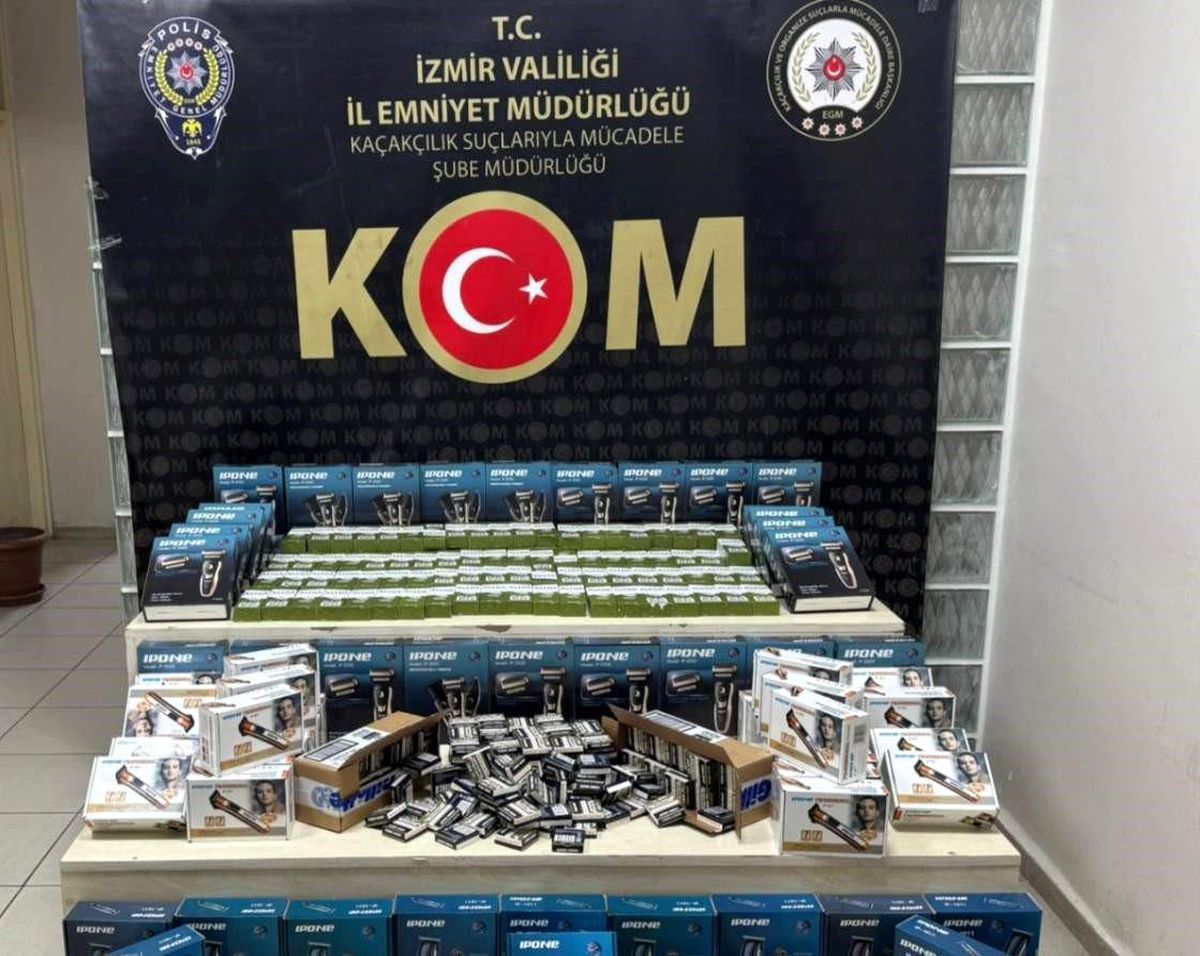İzmir\'de Kaçakçılık Operasyonları: 36 Gözaltı, 2 Tutuklama