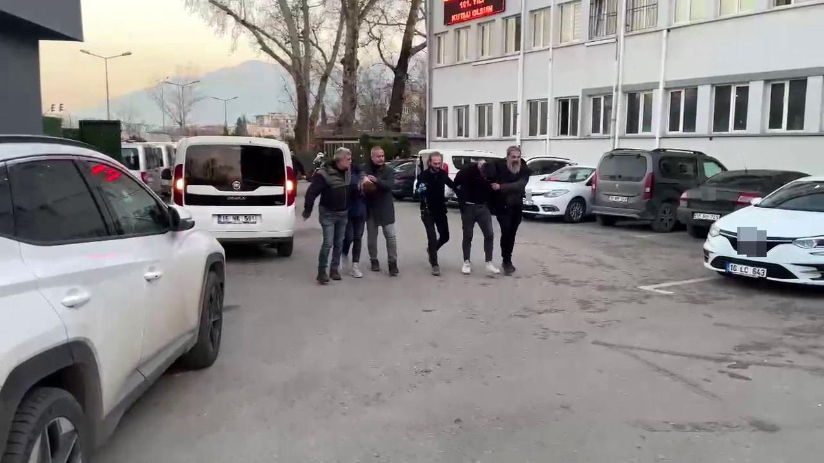 Bursa\'da Pompalı Tüfekli Saldırı