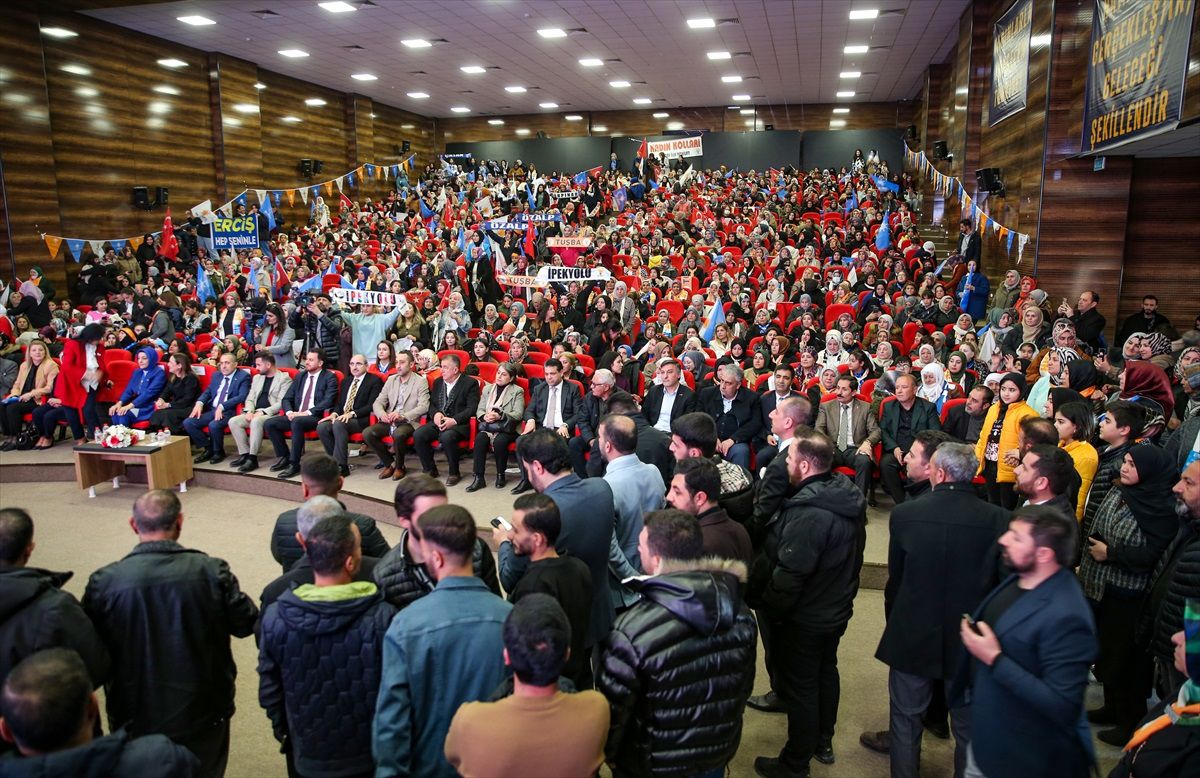 Van\'da AK Parti İl Kadın Kolları 7. Olağan Kongresi yapıldı