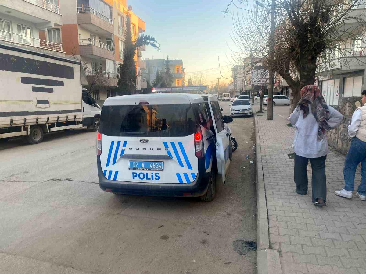 Adıyaman\'da Kız Kardeşlere Darp