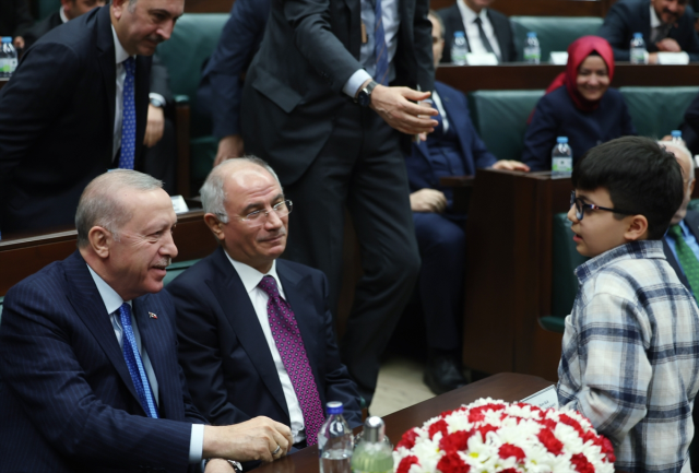 Erdoğan'dan Bakan Ersoy'a mesaj: Bizim uhdemizde olan bir şey varsa hesabını soracağız