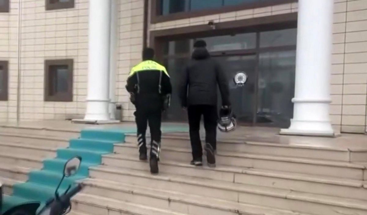 Düzce\'de Tehlikeli Motosiklet Sürücüsü Yakalandı