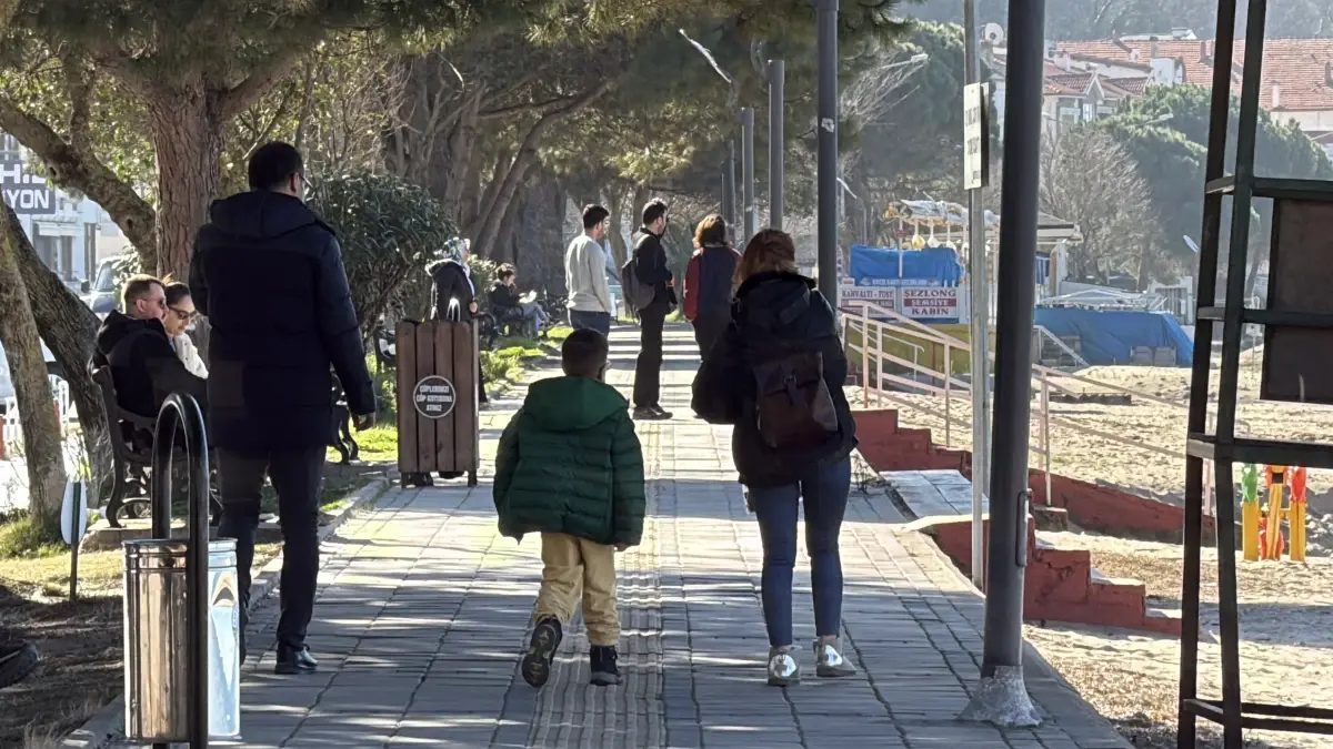 Bartın\'da İnkumu Plajı\'nda Güneşli Gün