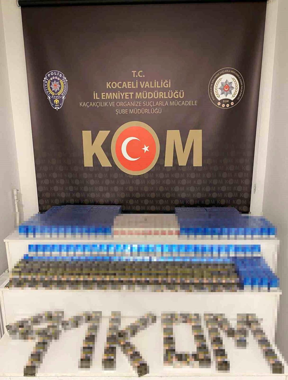 İzmit\'te 1350 Paket Kaçak Sigara Ele Geçirildi