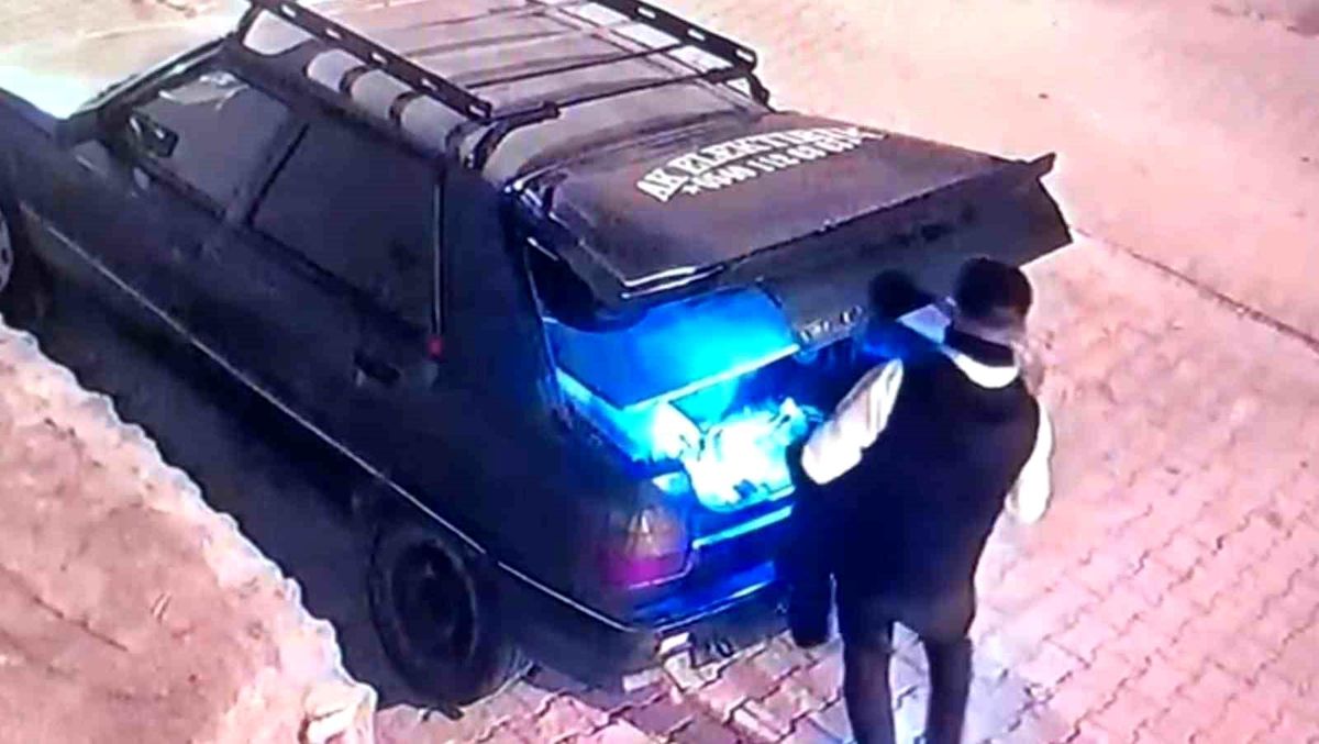 Şanlıurfa\'da Hırsızlık Anı Kamerada