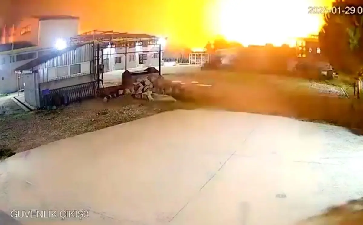 Bursa\'da Tekstil Fabrikasında Patlama