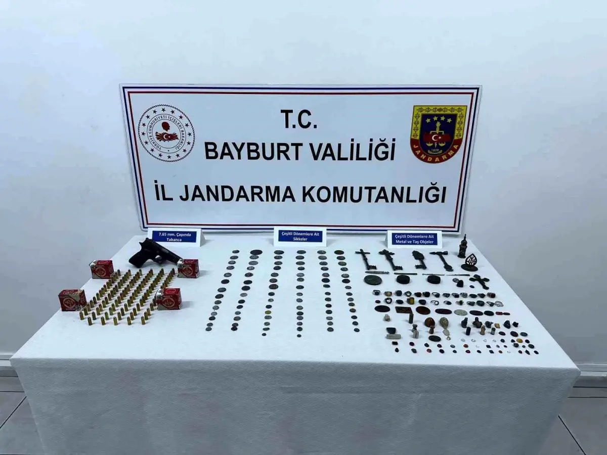 Bayburt\'ta Tarihi Eser Kaçakçılığı Operasyonu