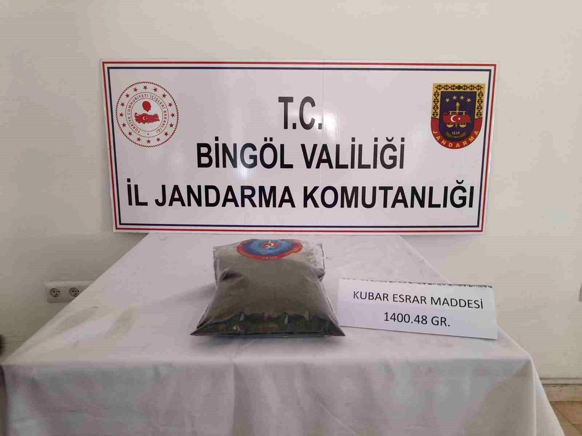 Bingöl\'de Uyuşturucu ve Silah Ele Geçirildi