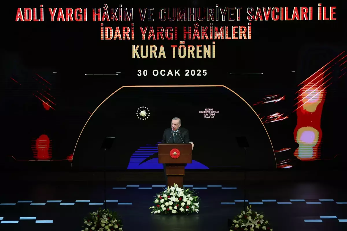 Cumhurbaşkanı Erdoğan: Türk milleti adına karar verenlere kimse ayar veremez