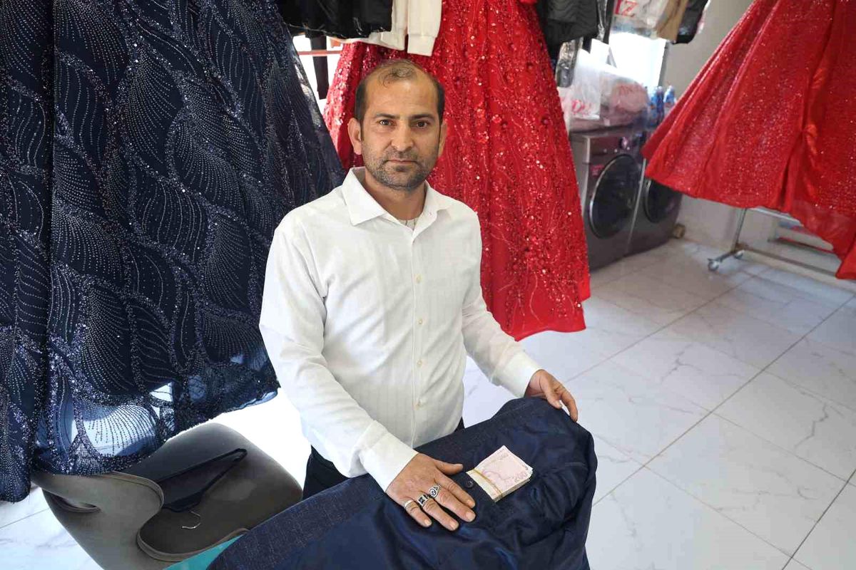 Kuru Temizlemeci, 20 Bin TL\'yi Sahibine Teslim Etti