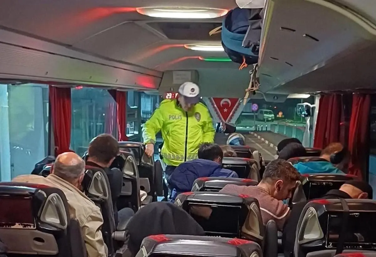 Manisa\'da Otobüslerde Emniyet Kemeri Denetimi