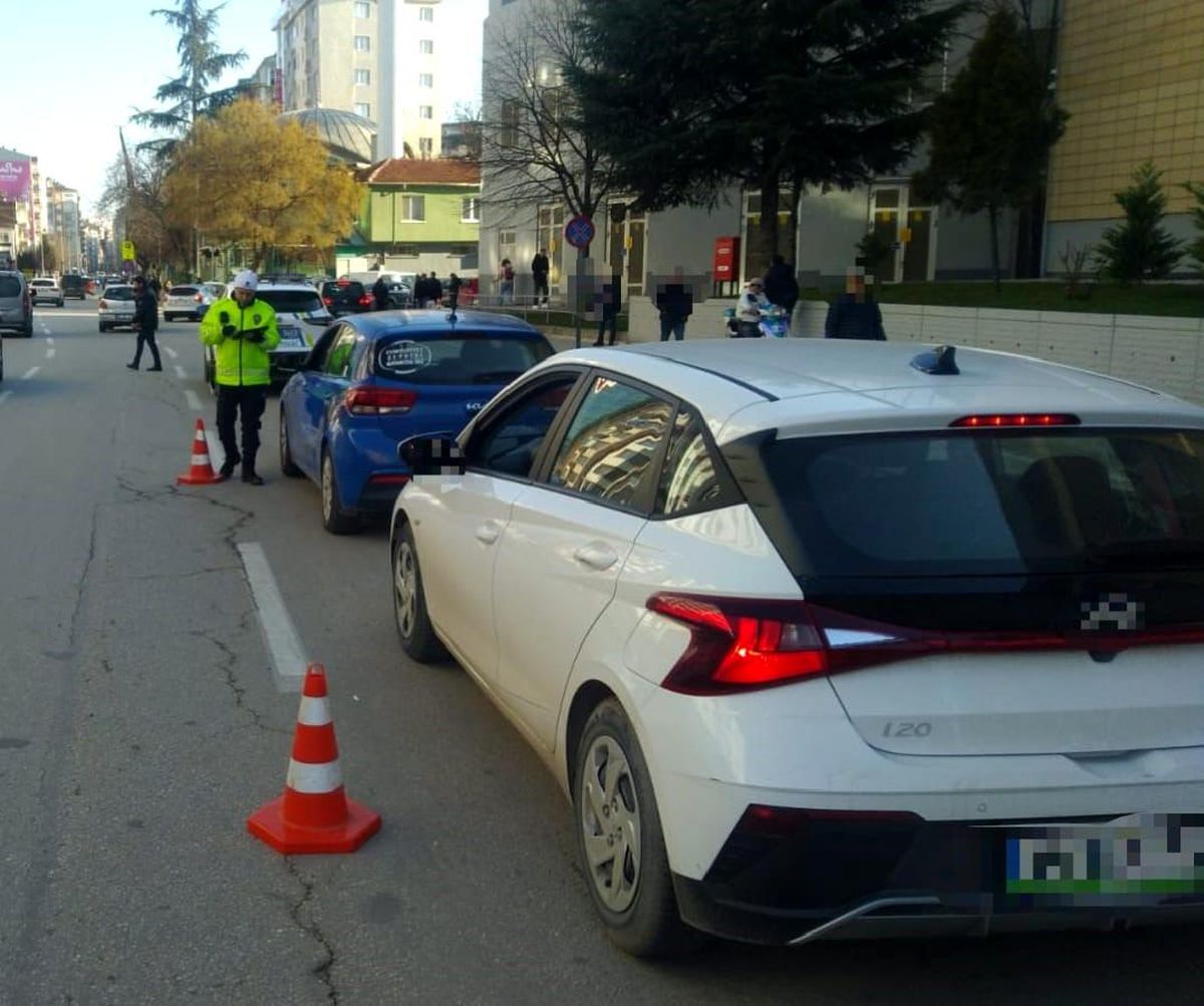 Eskişehir\'de Trafik Denetimi: 51 Ceza