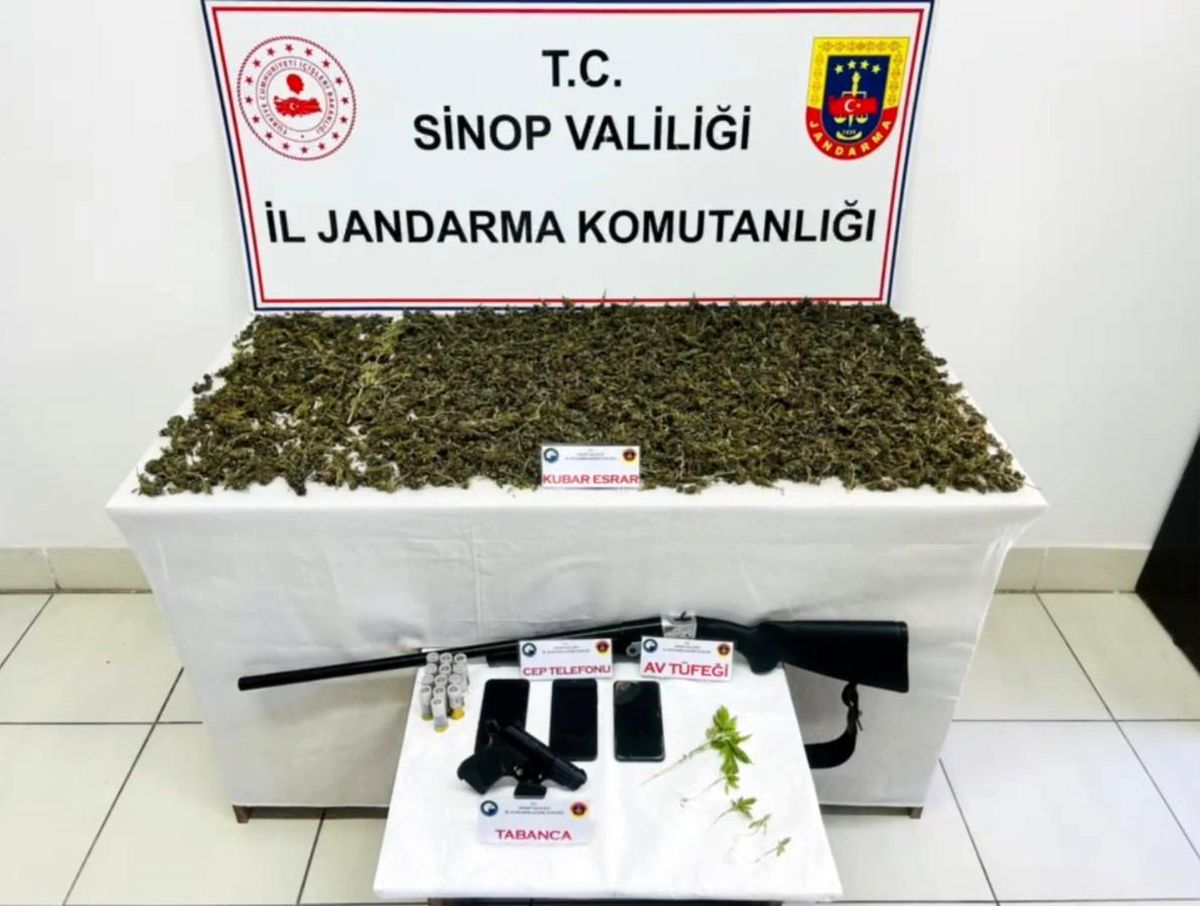 Sinop\'ta Uyuşturucu Operasyonu: 3 Şüpheli Yakalandı