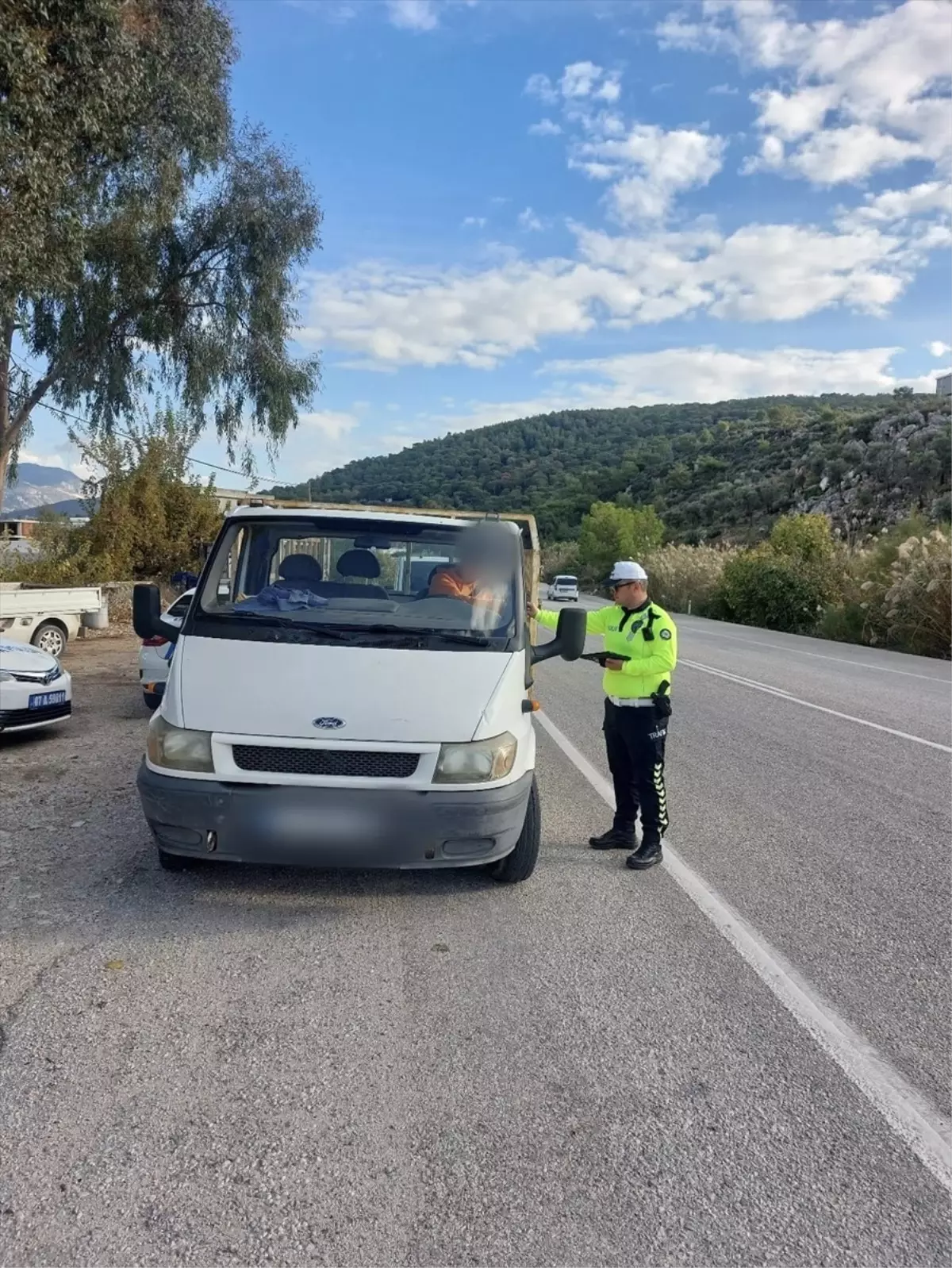 Antalya\'da Helikopterli Trafik Denetimi