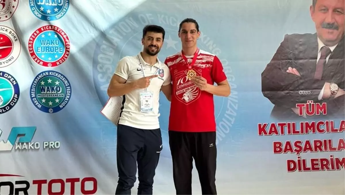 Erzurum Teknik Üniversitesi Kick Boks Şampiyonasında Başarılar Elde Etti