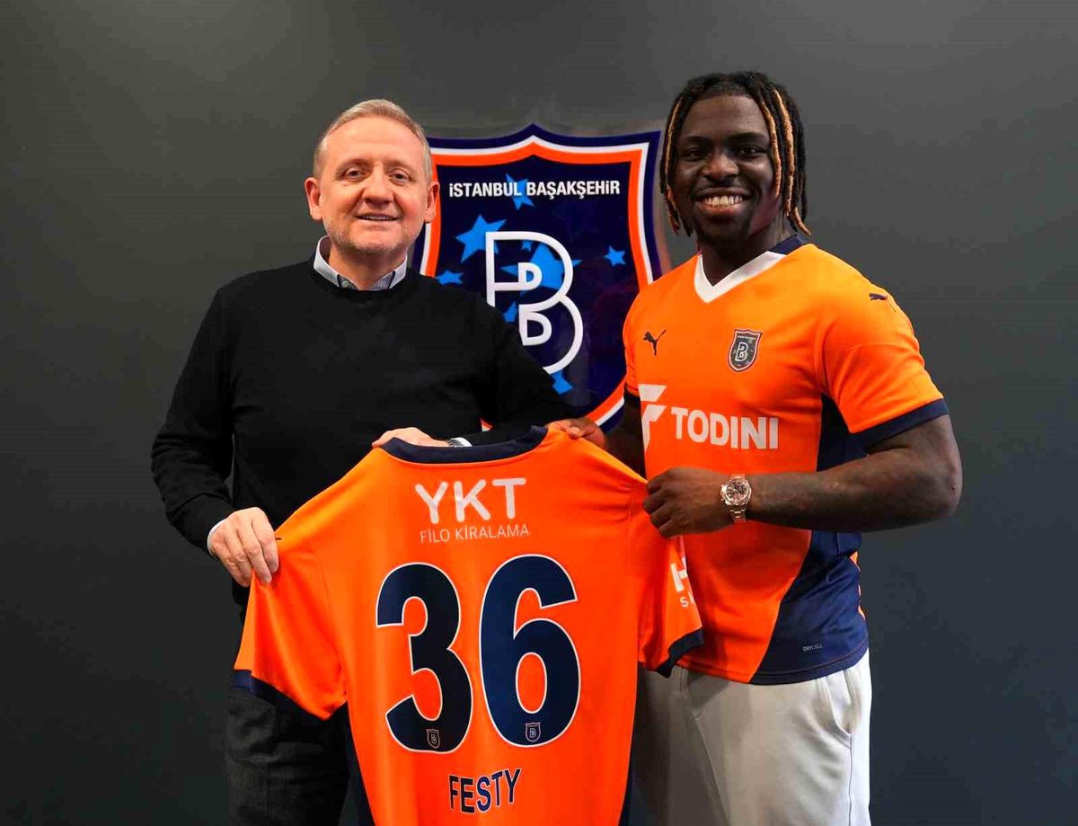 Başakşehir, Festy Ebosele ile Anlaştı