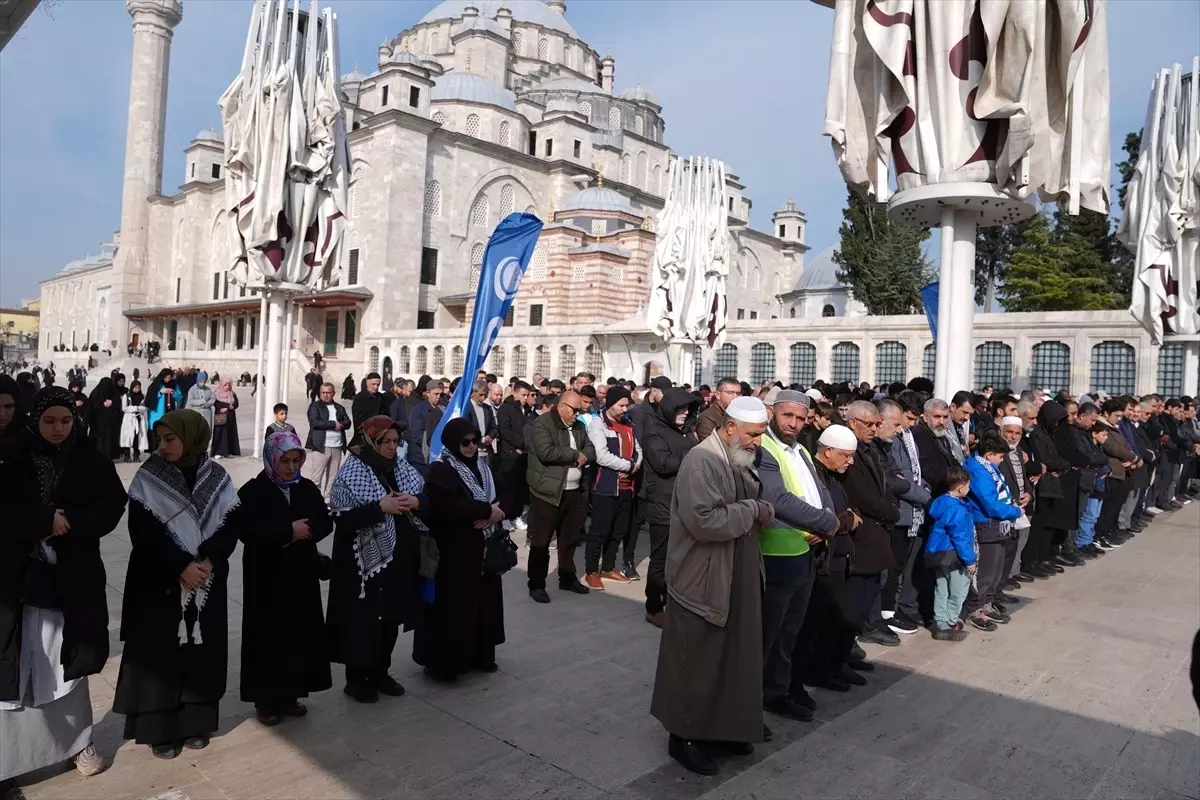 İstanbul\'da Kassam Tugayları Komutanı Muhammed ed-Dayf için gıyabi cenaze namazı kılındı