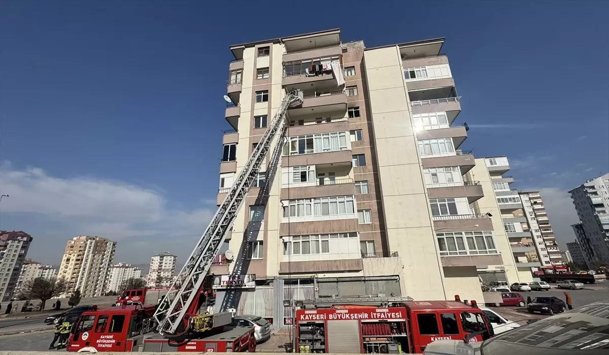 Kayseri\'de Apartman Yangını: 1 Yaralı