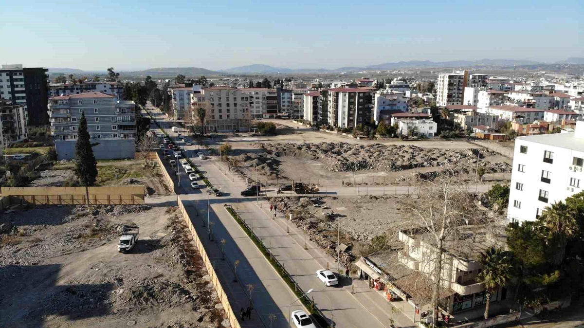 Osmaniye\'de İstasyon Caddesi Yeniden Canlanıyor