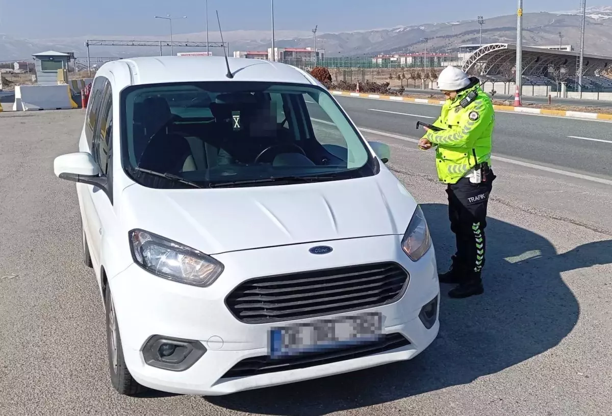 Erzincan\'da Emniyet Kemeri Denetimi