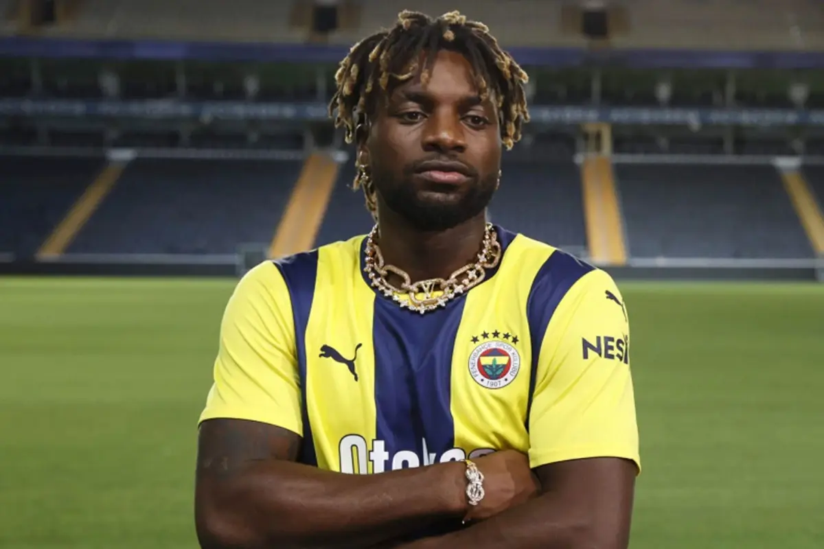 Allan Saint-Maximin bir daha Fenerbahçe forması giyemeyecek