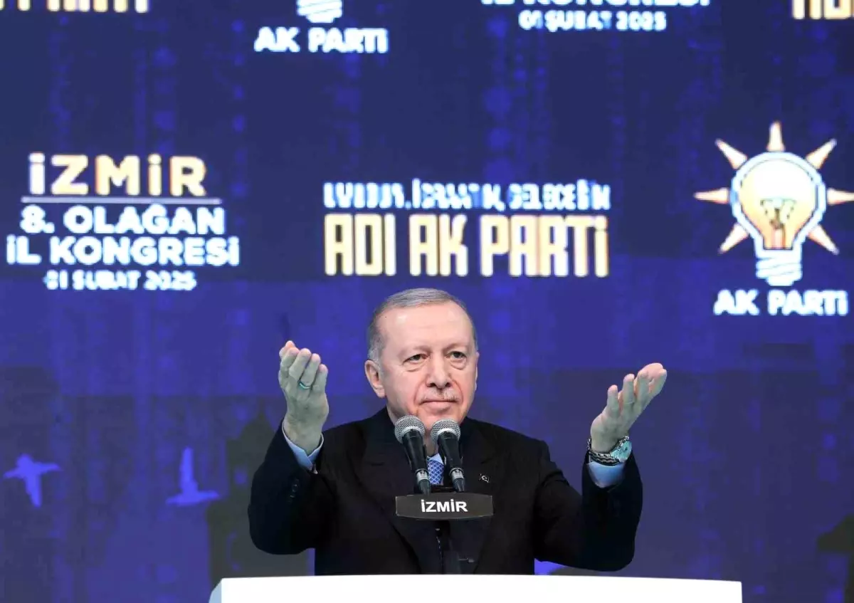 Cumhurbaşkanı Erdoğan: "İzmir\'e eser bırakmadılar yediler içtiler dağıldılar"