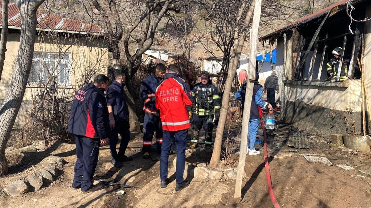Elazığ\'da Yangında Genç Kız Hayatını Kaybetti