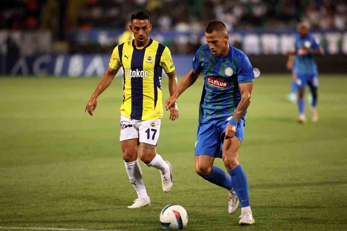 Fenerbahçe Rizespor\'u Ağırlıyor