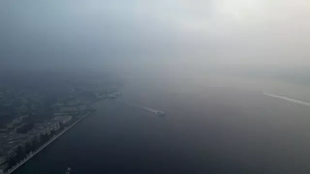 İstanbul Boğazı'nda gemi trafiği çift yönlü askıya alındı