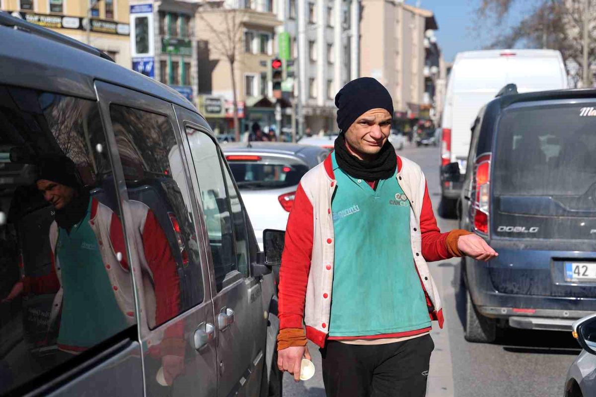 Dilenci Doğan: \'Kendi işimi severek yapıyorum\'