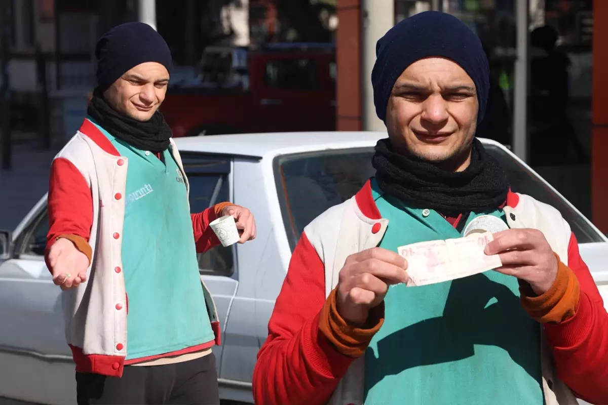 Konya'da dilencilik yapan adamdan şaşırtan sözler: İşimi aşkla yapıyorum