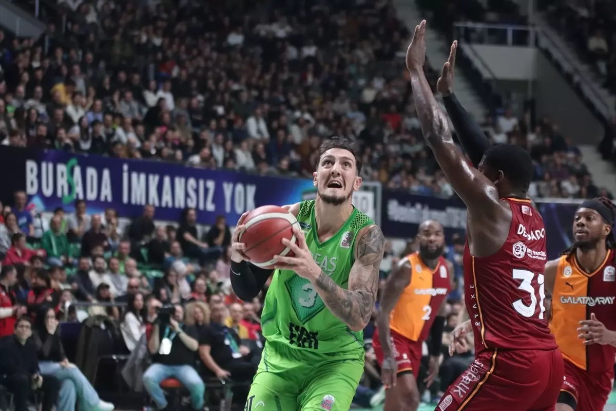 TOFAŞ, Galatasaray\'ı 88-83 Yendi